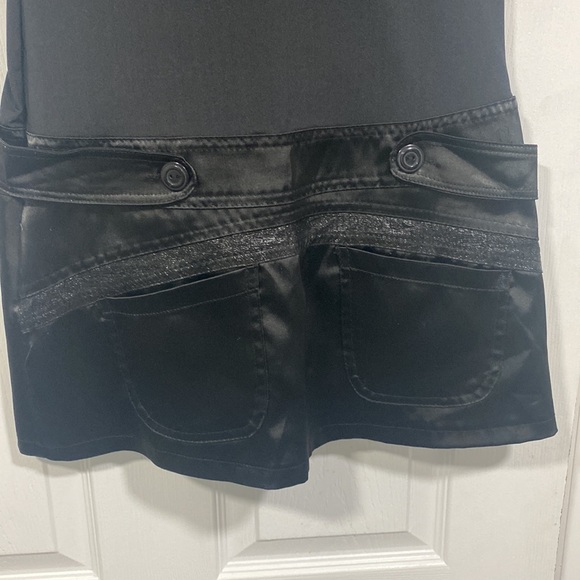 Dress - Picture 2 of 7